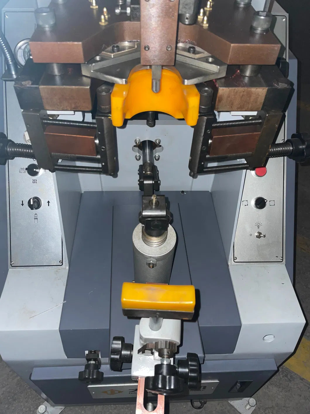 Heel Lasting Shoes Making Machine